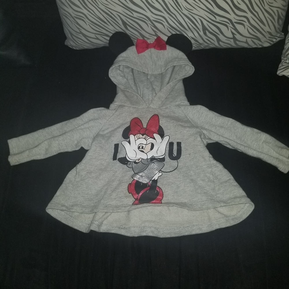 Minnie Mouse hooded sweatshirt